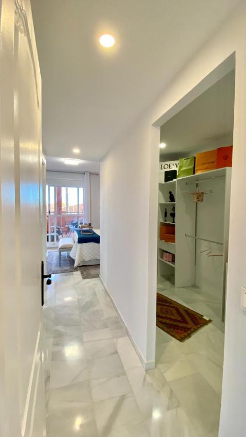 Ikram Front Beach Bermuda Beach Apartment Estepona Exterior foto