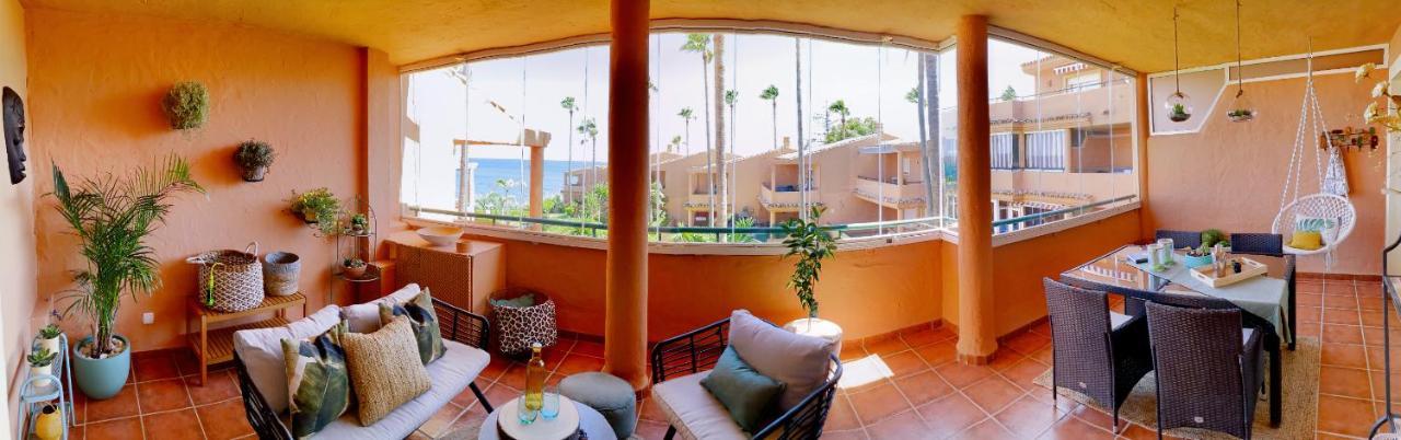 Ikram Front Beach Bermuda Beach Apartment Estepona Exterior foto